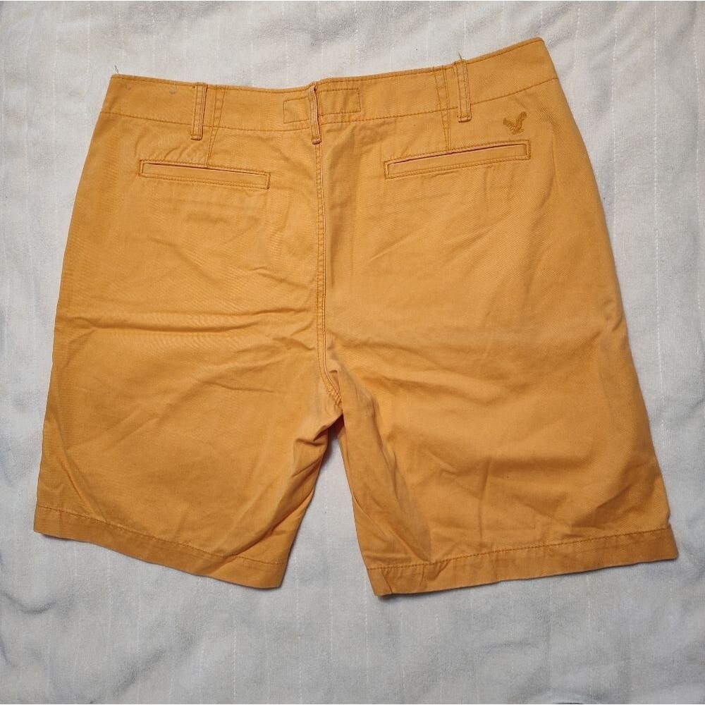 American Eagle Outfitters Classic Shorts Mens 38 Faded Orange 100% Cotton - Picture 2 of 8